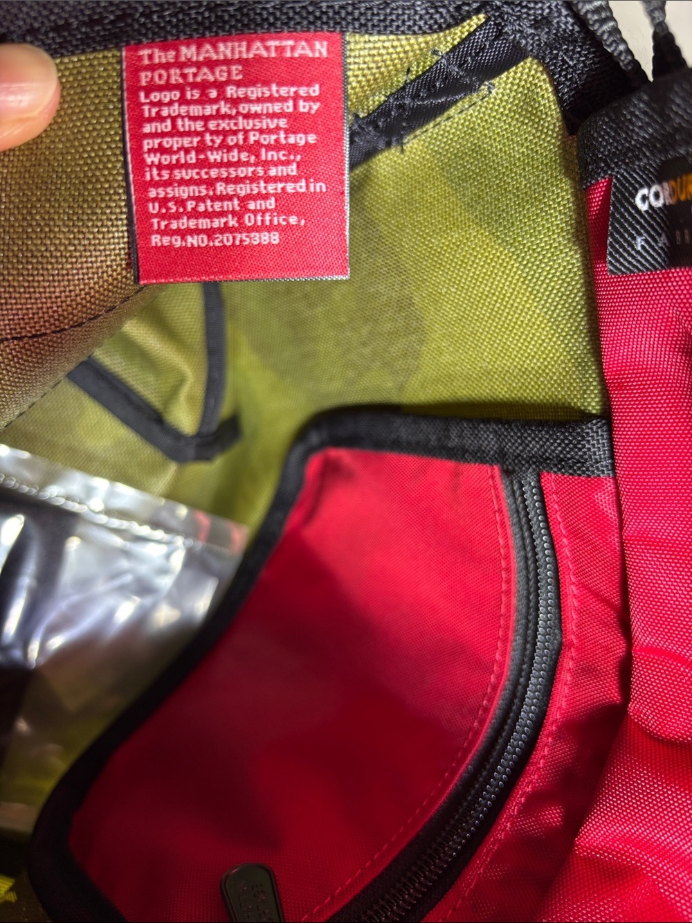 Manhattan Portage Mini NY Casual
Messenger Bag XXS Camo Cordura 1603 NWT - Picture 10 of 11